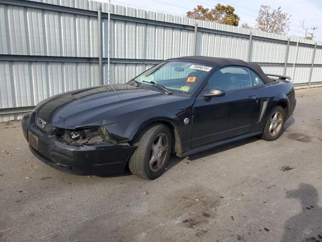 2004 Ford Mustang