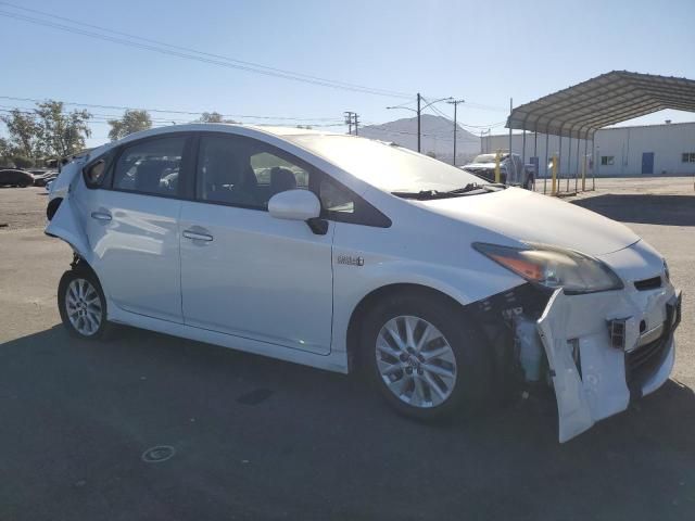 2014 Toyota Prius PLUG-IN