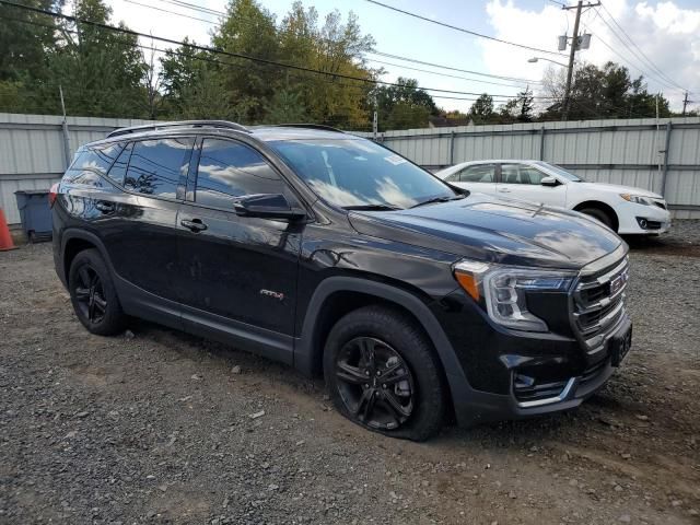 2023 GMC Terrain AT4