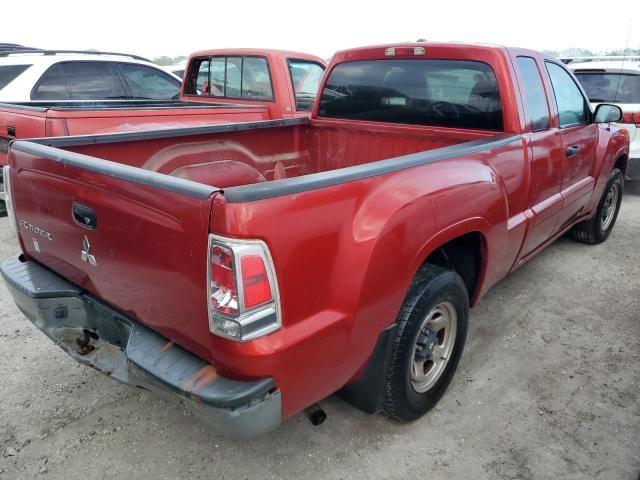 2007 Mitsubishi Raider LS