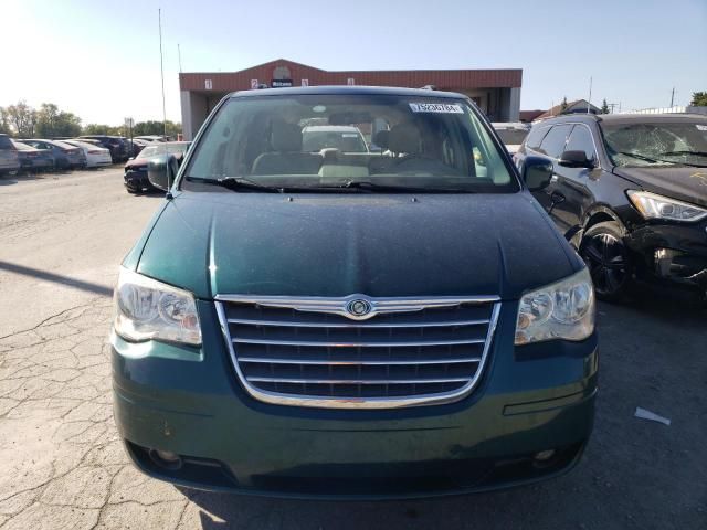 2009 Chrysler Town & Country Touring