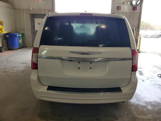 2016 Chrysler Town & Country Touring