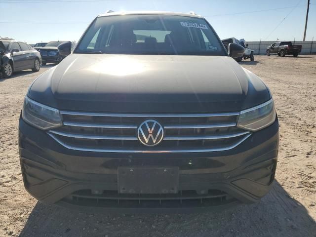 2022 Volkswagen Tiguan SE