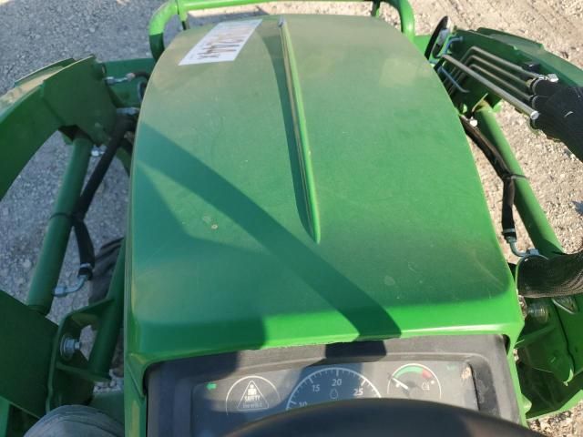 2022 John Deere 1025R