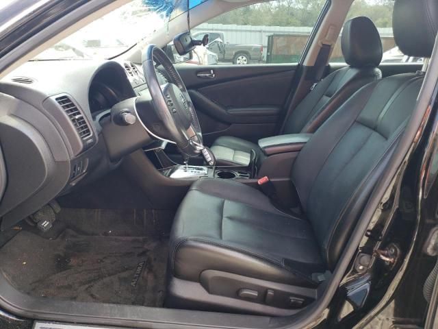 2010 Nissan Altima Base