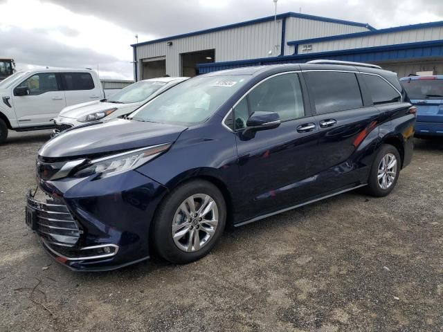 2024 Toyota Sienna Limited