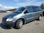 2007 Chrysler Town & Country LX