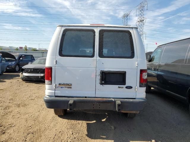 2013 Ford Econoline E250 Van