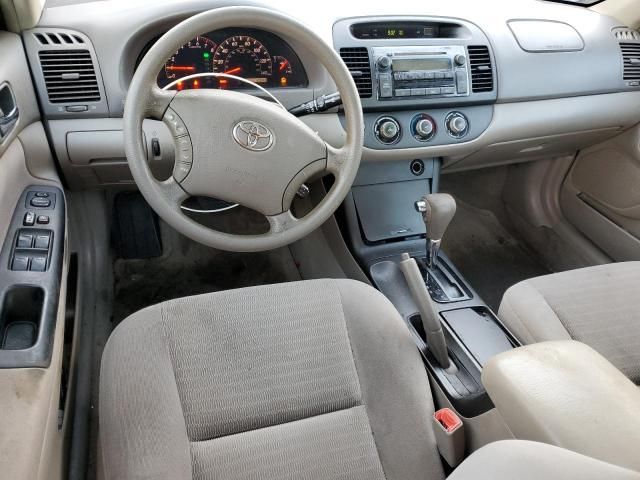 2005 Toyota Camry LE