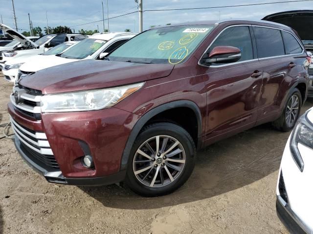 2018 Toyota Highlander SE