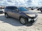 2014 Toyota Highlander LE