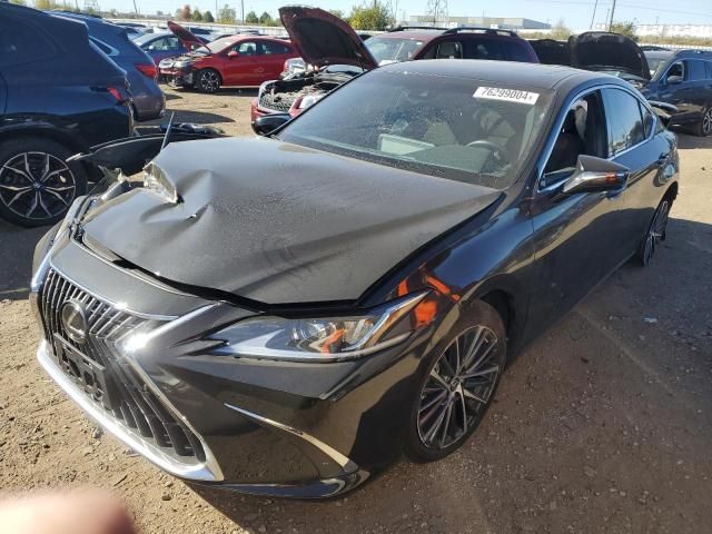 2024 Lexus ES 300H Base