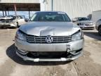 2013 Volkswagen Passat SEL