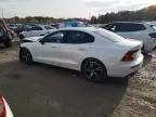 2022 Volvo S60 T8 Recharge R-Design