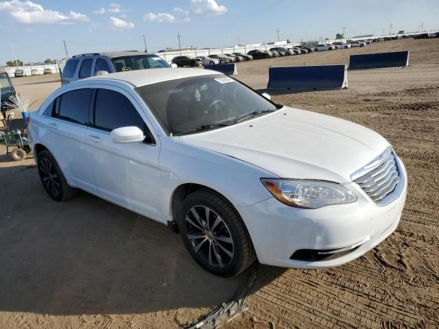 2013 Chrysler 200 Touring