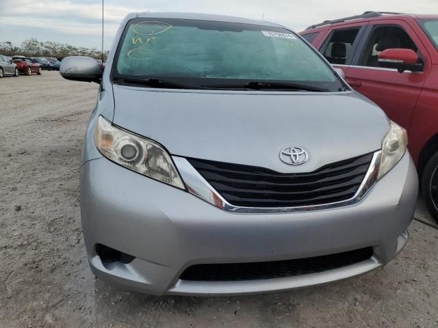 2014 Toyota Sienna LE