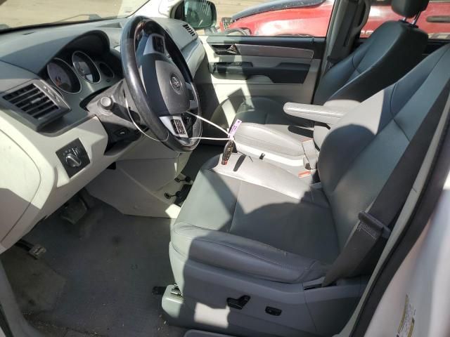 2012 Volkswagen Routan SE