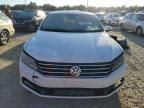 2016 Volkswagen Passat SE