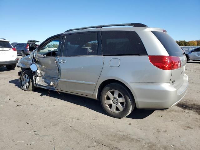 2007 Toyota Sienna CE