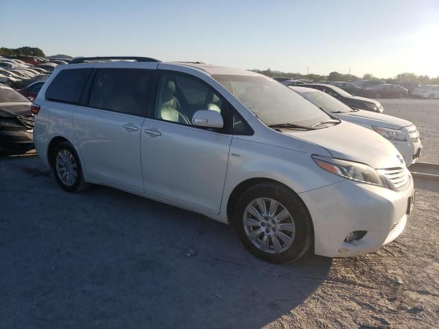 2017 Toyota Sienna XLE