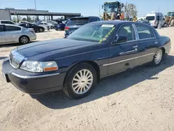 2004 Lincoln Town Car Executive en venta en Riverview, FL