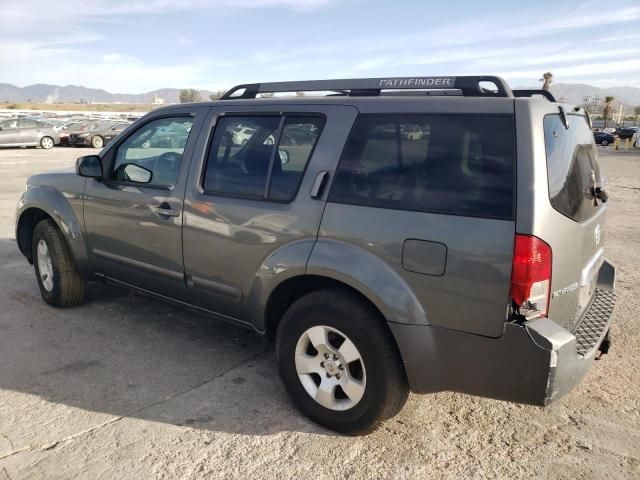 2006 Nissan Pathfinder LE