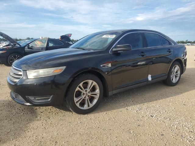 2014 Ford Taurus SEL