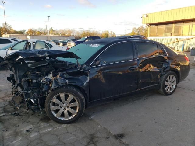 2005 Toyota Avalon XL