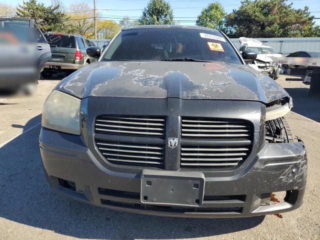 2005 Dodge Magnum SXT