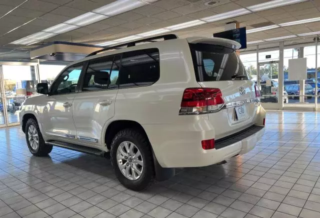 2021 Toyota Land Cruiser VX-R