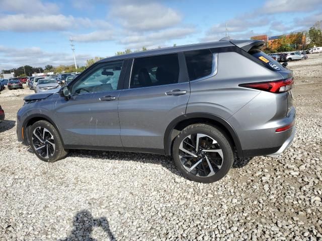 2022 Mitsubishi Outlander SE