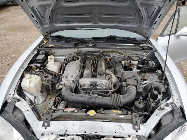 2000 Mazda MX-5 Miata Base