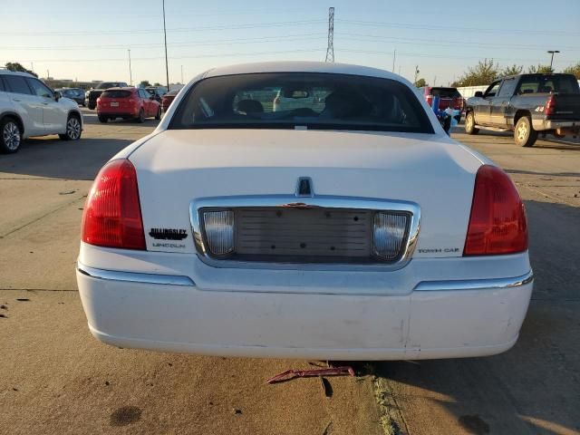 2006 Lincoln Town Car Signature