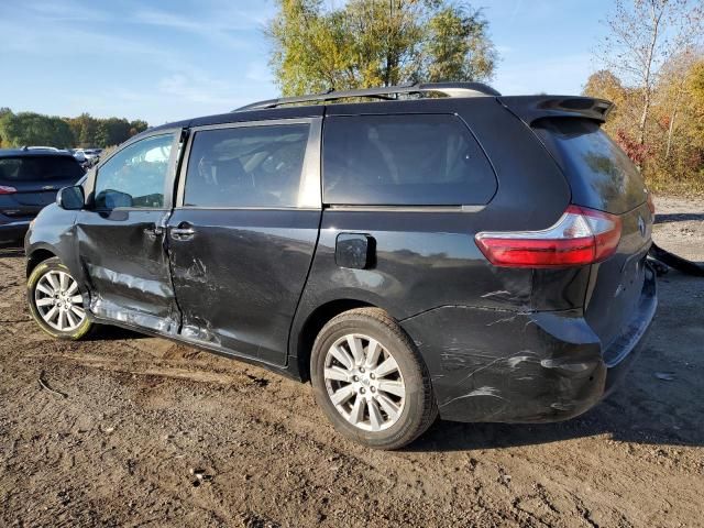 2017 Toyota Sienna XLE