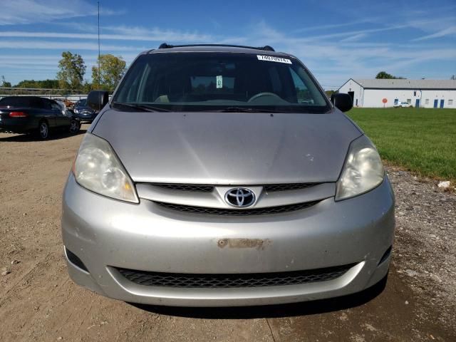 2010 Toyota Sienna CE