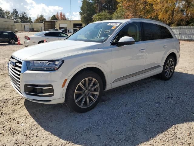 2017 Audi Q7 Premium Plus