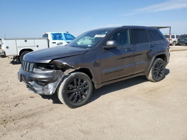 2020 Jeep Grand Cherokee Laredo