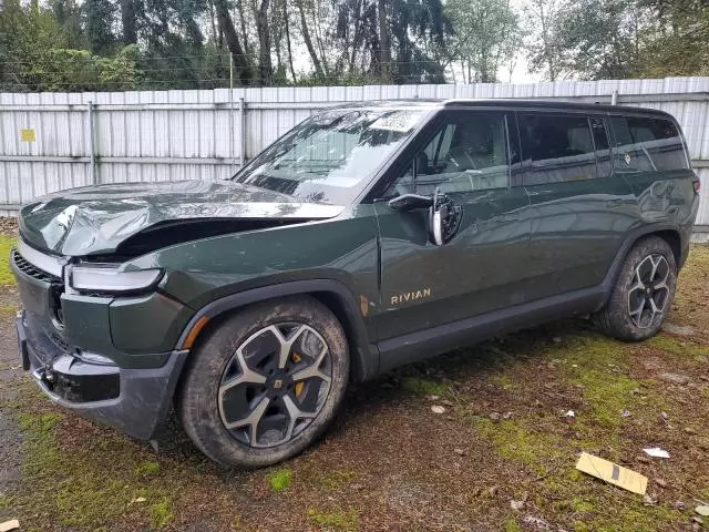 2023 Rivian R1S Adventure