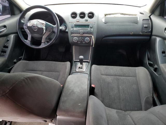 2010 Nissan Altima Base