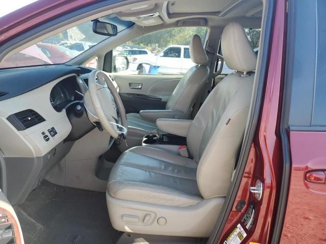 2011 Toyota Sienna XLE