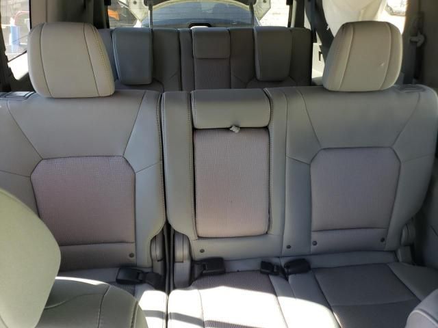 2015 Honda Pilot SE