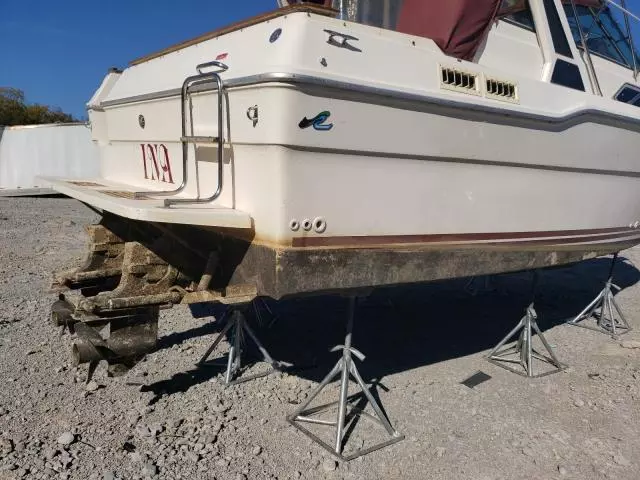 1988 Sea Ray Boat