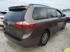 2018 Toyota Sienna XLE