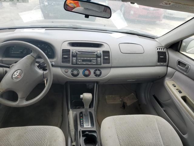 2002 Toyota Camry LE