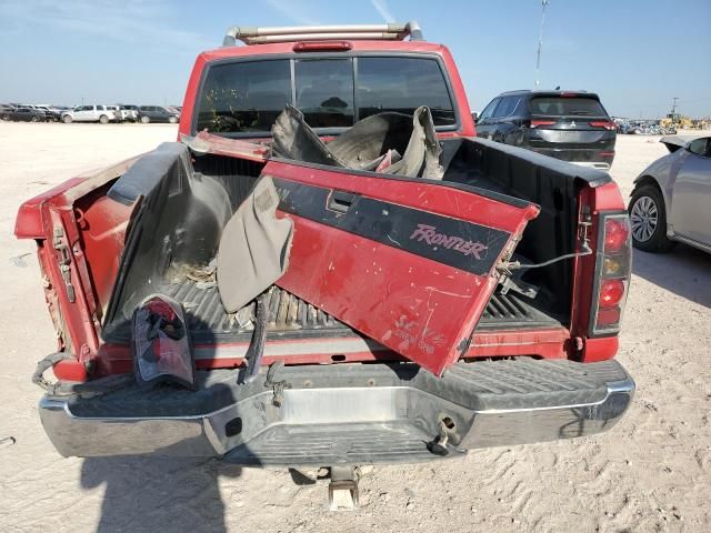 2000 Nissan Frontier Crew Cab XE