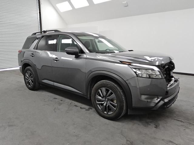 2023 Nissan Pathfinder SV