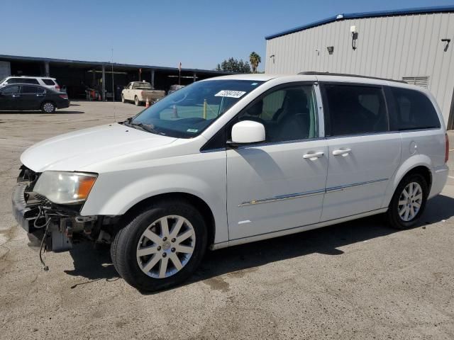 2013 Chrysler Town & Country Touring