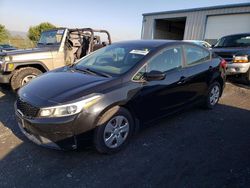 KIA Vehiculos salvage en venta: 2017 KIA Forte LX