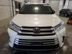 2017 Toyota Highlander SE