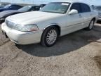 2005 Lincoln Town Car Signature